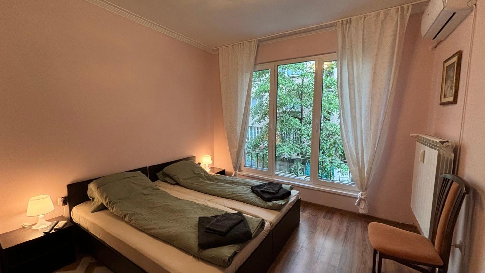 Quiet 2 Bedrooms Downtown * Sofia